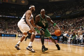 开云APP-奥利维耶带队取胜，佛罗伦萨碾压里昂，当战术智慧点燃紫色火焰