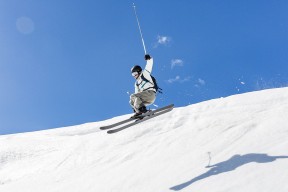 开云官网2026-武切维奇末节封神！辽宁队窒息防守绞杀掘金，关键先生定义新领袖