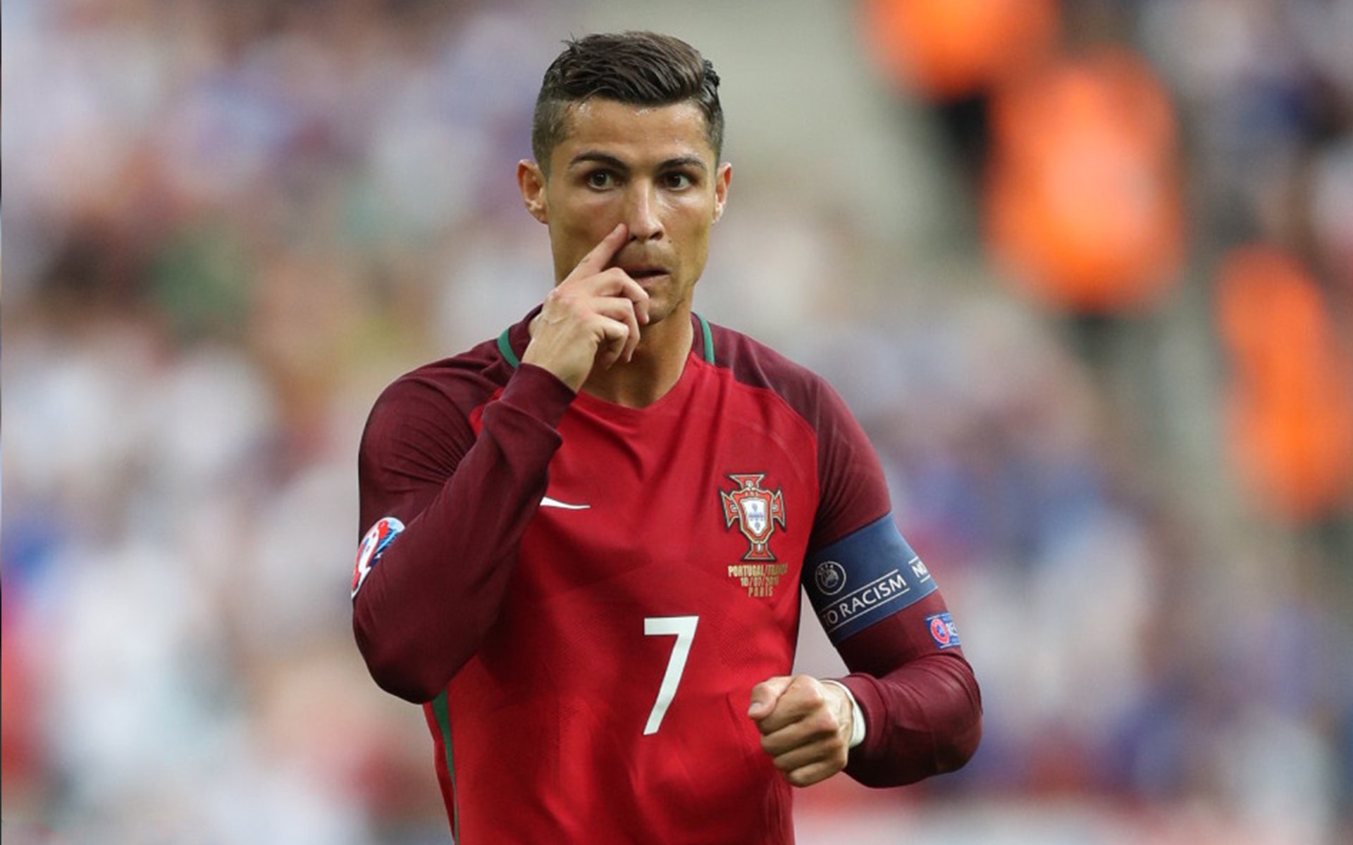 西决生死战之夜,字母哥连续得分拉开差距,当神迹降临凡人战场